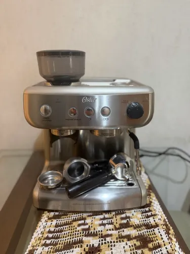 Cafeteira Espresso Oster Xpert Perfect Brew + Acessórios Bravo