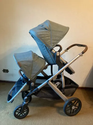 Carrinho UPPAbaby Vista V2 COMPLETO + Bebê Conforto + Acessórios