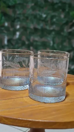Copos de whisky