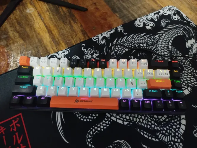 Teclado mecânico Peining, layout ABNT2
