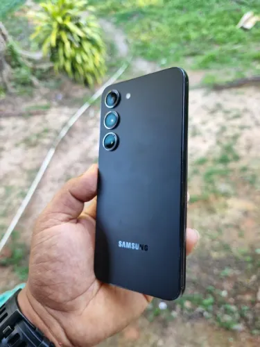 Samsung Galaxy S23 256GB - Impecável e em excelente estado