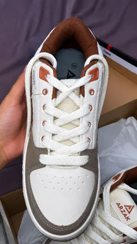 Tênis Masculino Arzak Street - Branco/Marro