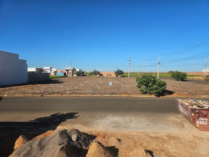 VENDO TROCA 06 LOTES JD DO LAGO PENAPOLIS