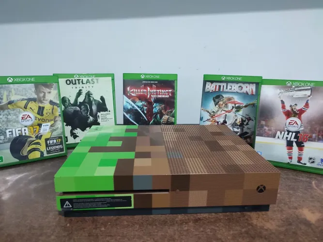 Xbox One S Edição Especial Minecraft - Nunca aberto | 1TB + 5 Jogos