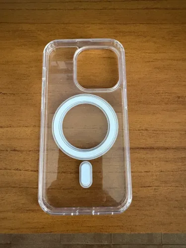 Capinha plástico iPhone 14 Pro