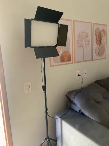 Tripé de Iluminação