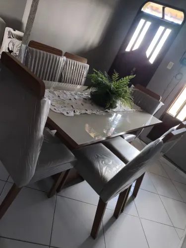 Mesa 6 cadeiras 