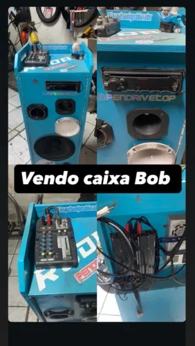 Vendo caixa bob com sub de 12 um modelo uma fonte twitta tei controle um toca CD uma mesa