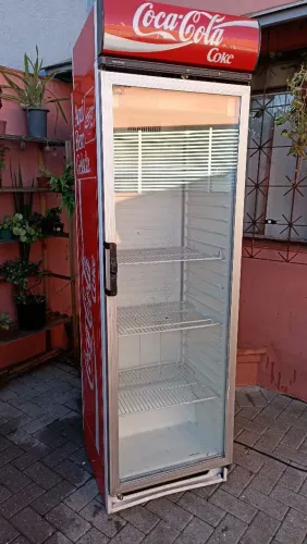 Geladeira expositora de bebidas vertical 127w (ENTREGO)