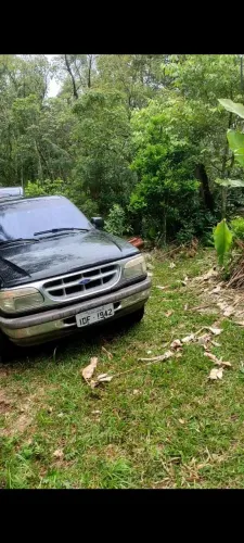 Ford Explorer XLT 4X2 4.0 V6 1995
