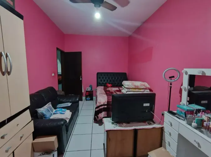 Casa com 2 Quarto(s) e 2 banheiro(s) para Alugar, 100 m² por R$ 2550 / Mês