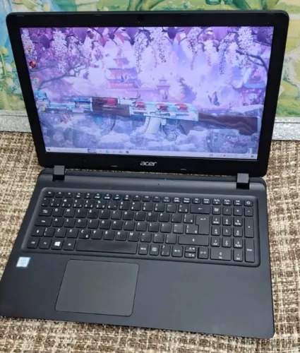 NOTBOOK ACER SEXTA GERAÇÃO COM SSD 120 GIGAS RODA JOGOS LEVES