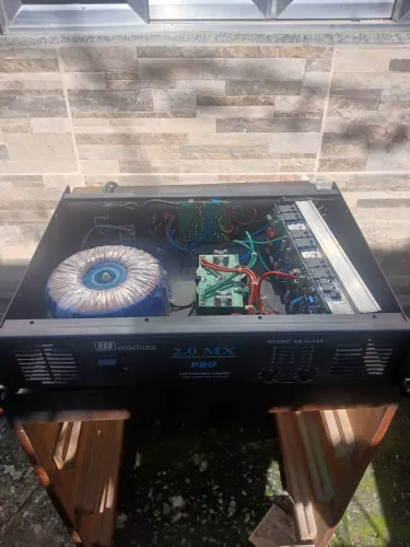Amplificador machine 