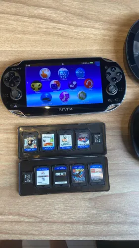 Sony - PSVITA, Ps Vita + 12 Jogos + 2 Memórias (16gb e 8gb) + Case + Capa