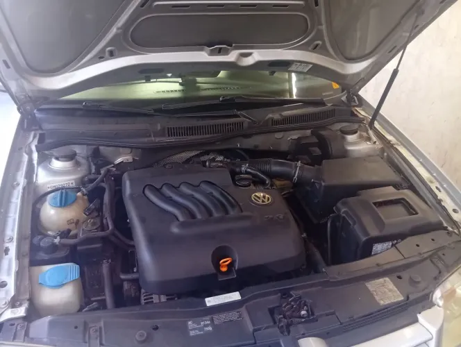 Volkswagen Bora 2.0/ 2.0 Flex 8V Aut. 2006