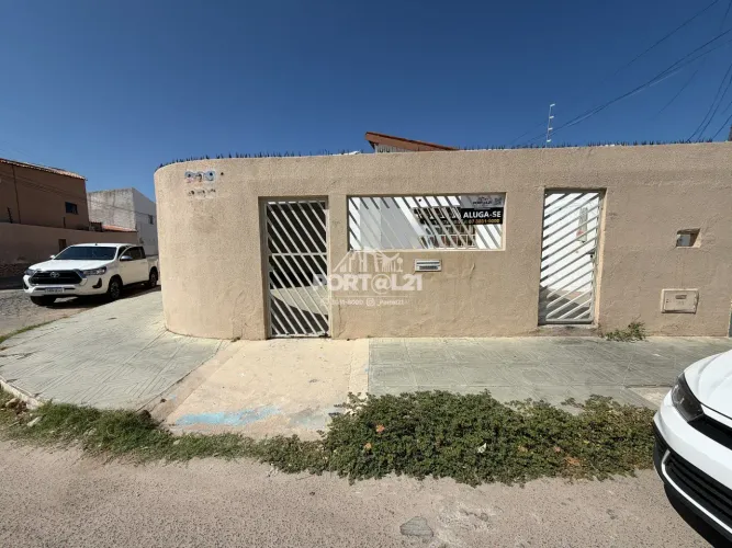 Casa de esquina para aluguel no Centenário, uso residencial ou comercial, 5 quartos e ampl