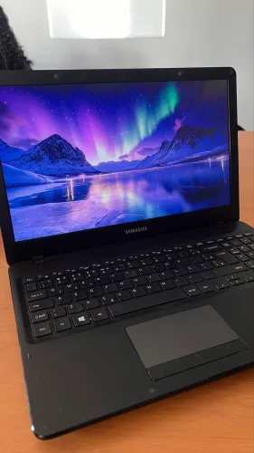 NOTEBOOK SAMSUNG i5