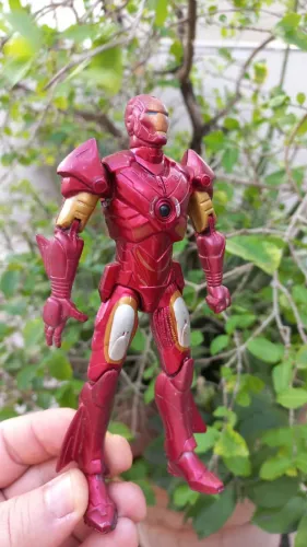 Homem de Ferro Marvel Boneco Antigo Paralelo