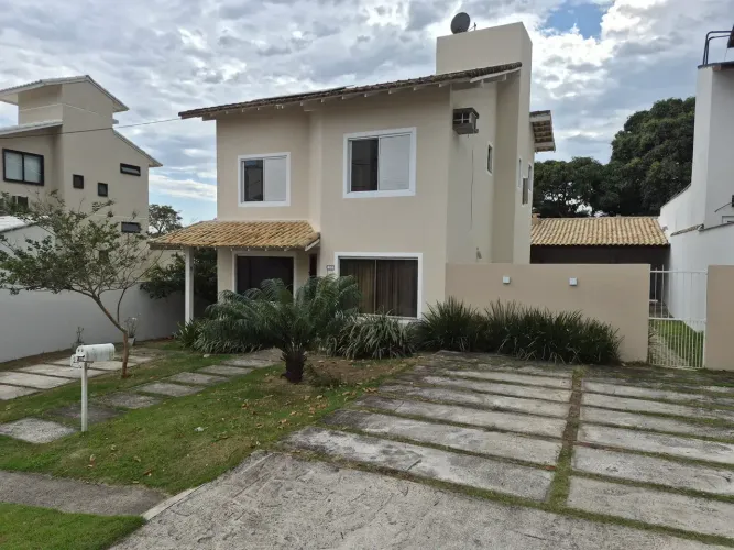 linda casa em Cond. na Gloria com energia solar