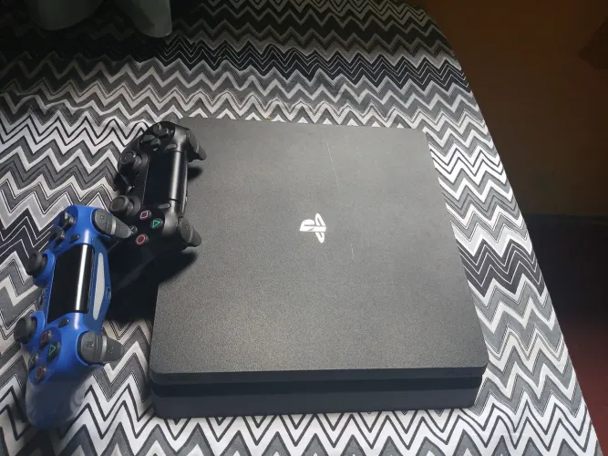 Ps4 slim 500 gb