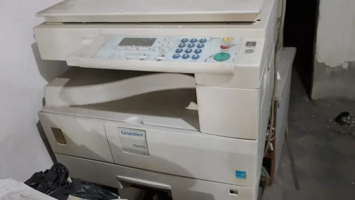 Copiadora Ricoh DSM 715