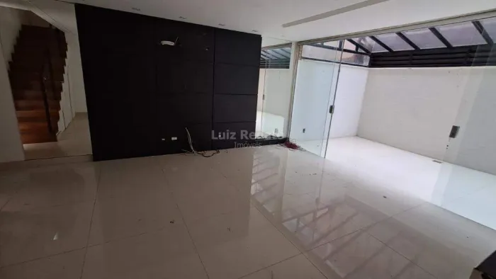 Apartamento duplex com área privativa à venda no bairro São Pedro