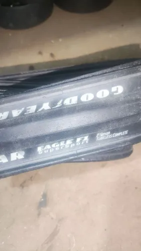 Pneu Speed Goodyear Eagle Tubeless