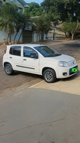 Fiat Uno Vivace/rua 1.0 EVO Fire Flex 8V 5P 2014