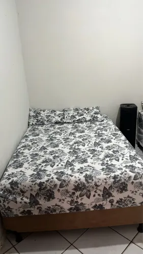 Vende-se cama box