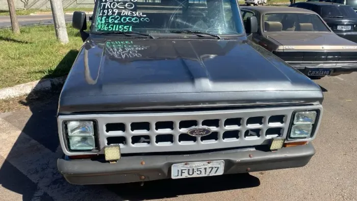 Ford F-1000 S. S. Diesel / S.s. Diesel Turbo 1989