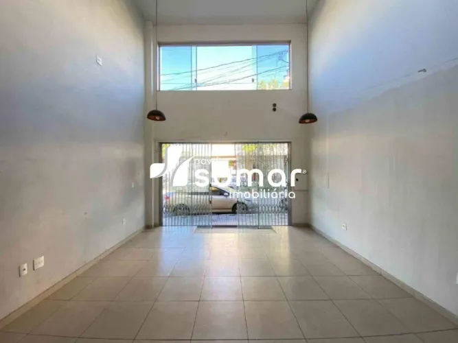 Loja para alugar, 70 m² por R$ 2.200/mês - São José - Divinópolis/MG