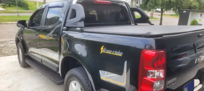 Chevrolet S10 P-up Freeride 2.5 Flex 4X2 CD Mec. 2016