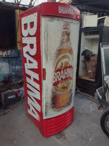 Cervejeira metal frio gelando muito!!!!