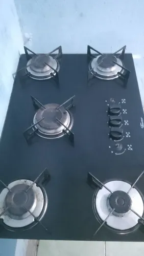 cooktop de 5 só que tem um trempe que não funciona