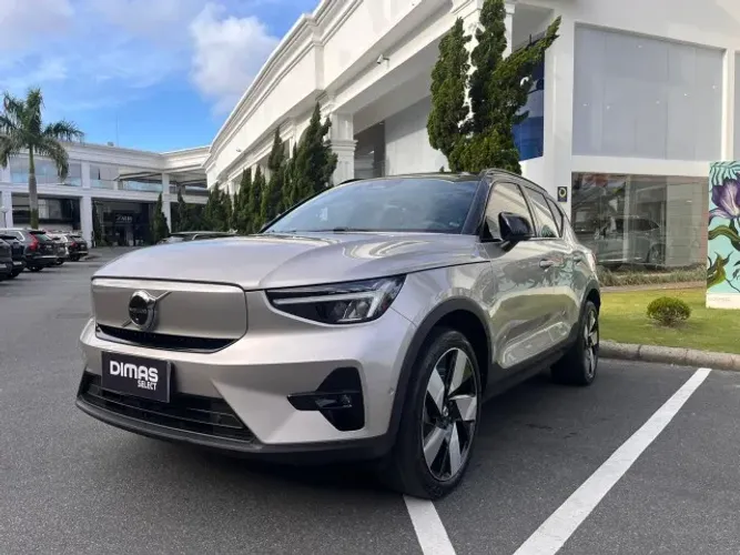 Volvo XC40 Twin Ultimate (elétrico) 2023