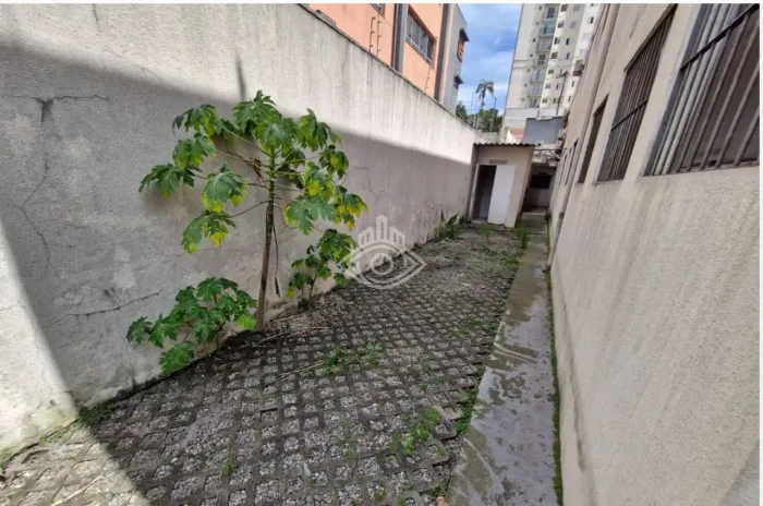 Prédio comercial na Avenida Antônio Piranga, Centro, Diadema