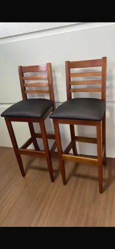 Vendo duas banquetas