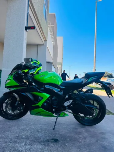 NINJA ZX6 636 - 2013 - QUITADA