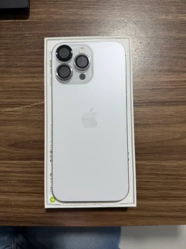 iPhone 16 Pro Max 256gb Semi Novo