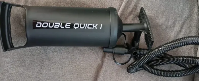 Bomba Manual de Encher Infláveis INTEX Double Quick I - Seminova, em excelente estado!