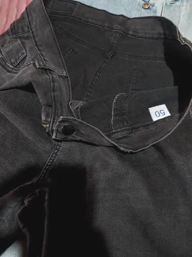 Kit de roupas: Calça, jaqueta e camiseta 