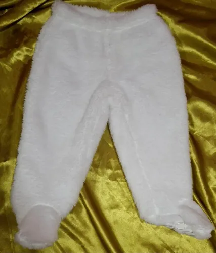 Calça super quentinha com pezinhos NOVA - TAMANHO:12 MESES