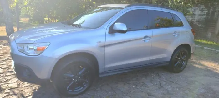 Mitsubishi ASX 2.0 16V 160cv Aut. 2012
