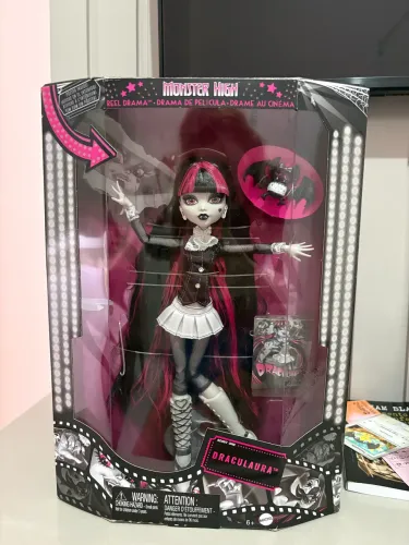 Draculaura Reel Drama Lacrada