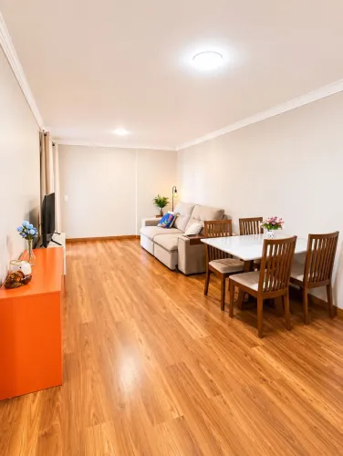 Excelente apartamento no Cristo Rei com 73 m², 2 quartos e 1 vaga de garagem