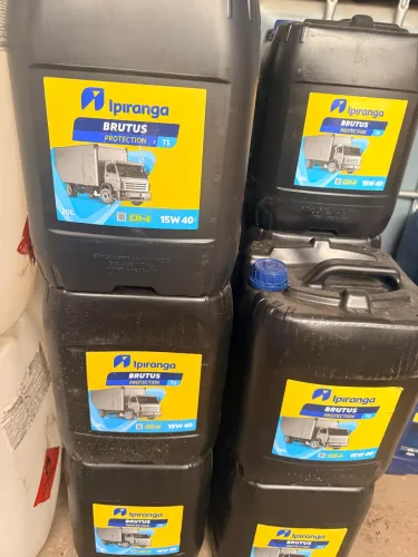 Óleo de motor 15w40 Ipiranga