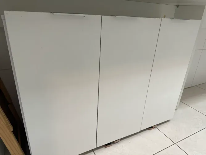Armário aparador multiuso