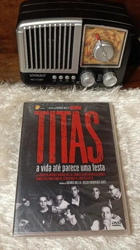 DVD Titãs - A Vida Até Parece Uma Festa | Original Lacrado