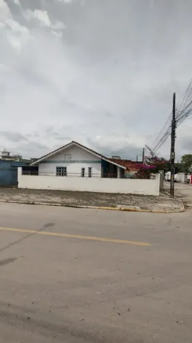 TERRENO EM ITAPEMA, DE ESQUINA, COM RUA ASFALTADA, MEDINDO 300m², OFERTA!!! Morretes