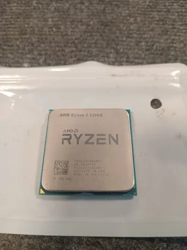 Processador RYZE 3 3200G